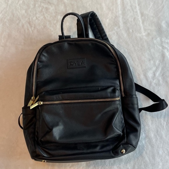 Ryla Vegan Leather Minimalist Diaper Bag - Picture 12 of 16